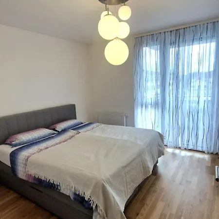 Apartment Urban Serenity *
